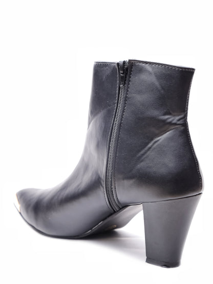 Women Black Pointed Toe Block Heeled Zip Up Boots
