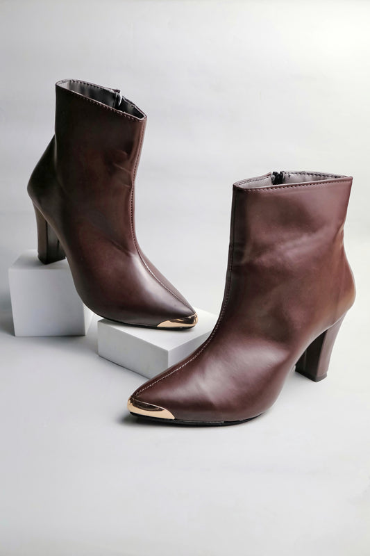 Women Brown Pointed Toe Block Heeled Zip-Up Boots
